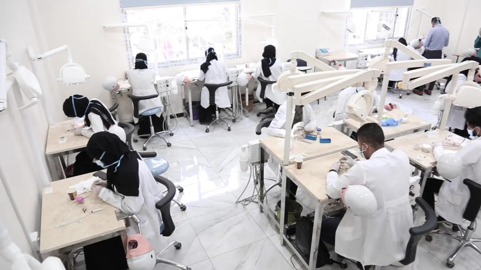 جامعة العلوم والتكنولوجيا – عدن تحتفل بذكرى تأسيسها الثلاثين